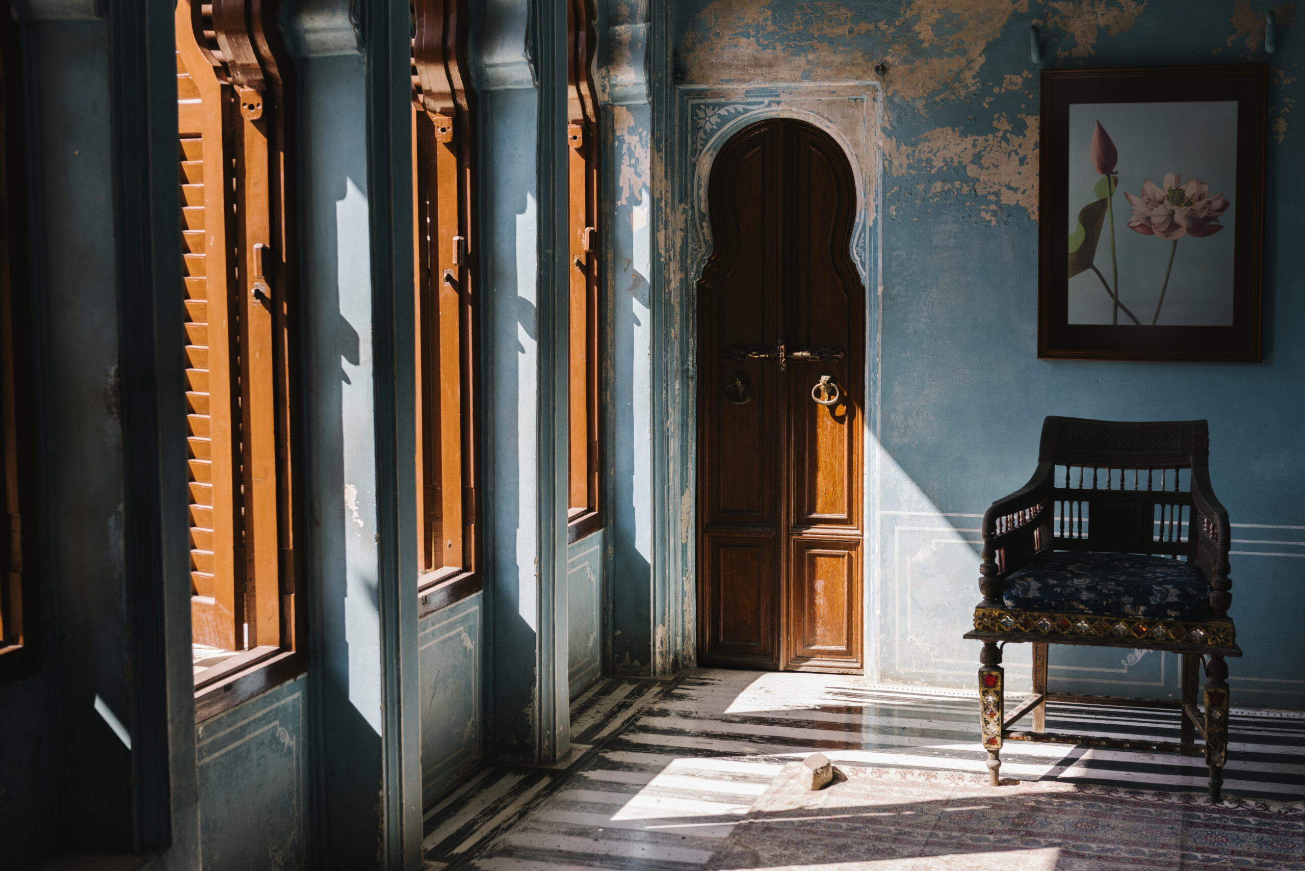 painting historical home restoration techniques 2025